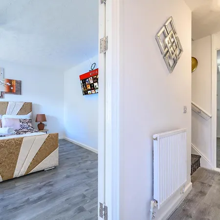 홈스테이 Rd46Gs - Cozy Double Room In West Yorkshire