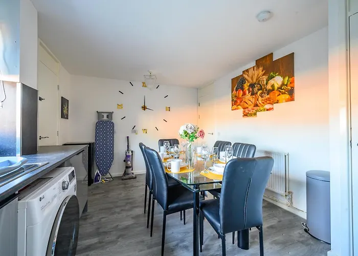 -rdgs- For Your Relaxed, Cosy Stay, Free Parking *